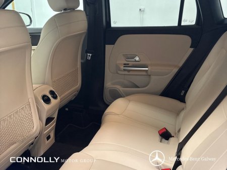 2021 Mercedes-Benz GLA Class GLA 200d Progressive Line thumbnail