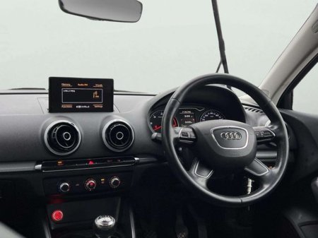 2015 Audi A3 - thumbnail 2