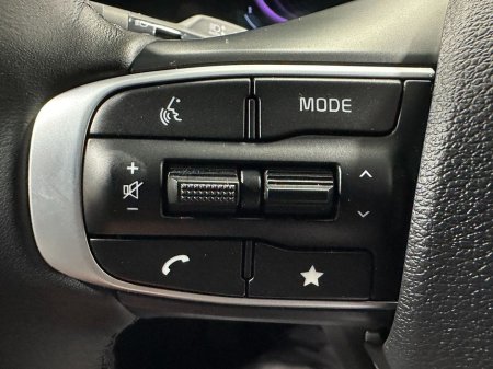 2025 Kia Sportage - thumbnail 16