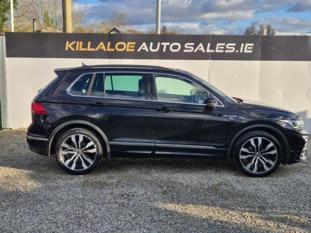 2022 Volkswagen Tiguan R-LINE 2.0 TDI MANUAL 6SPEED FWD 150HP 5DR €37,950 thumbnail