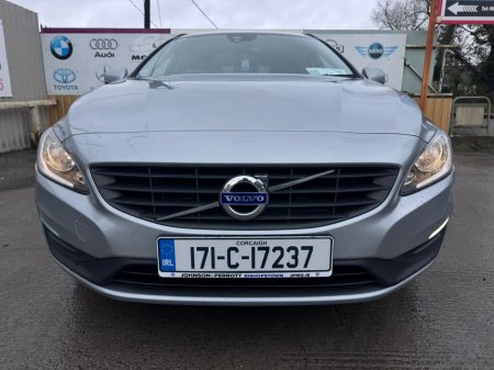 2017 Volvo V60 - thumbnail 16