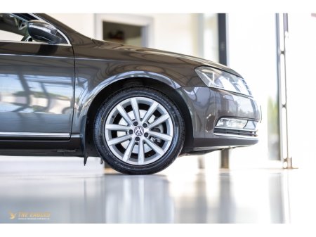 2014 Volkswagen Passat HIGHLINE 1.6 TDI MANUAL 6SPEED FWD BLUEMOTION 105HP 4DR €7,950 thumbnail