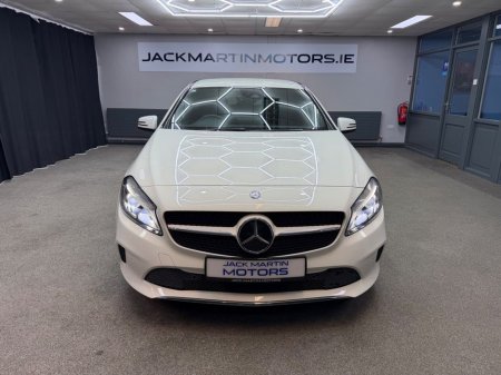 2016 Mercedes-Benz A Class - thumbnail 2