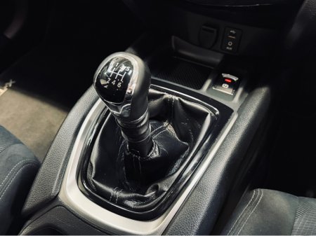 2017 Nissan X-Trail - thumbnail 16