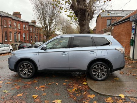 2016 Mitsubishi Outlander 2.0 PHEV, 4 Wheel Drive, Only 101kms, New Nct 10/2027, Tax 07/2026 (€170p/y), Reversing Camera, Bluetooth, Cruise Control, Paddle Shifters, A/C, Parking Sensors, Finance Available, SIMI Dealer, €15,950 thumbnail