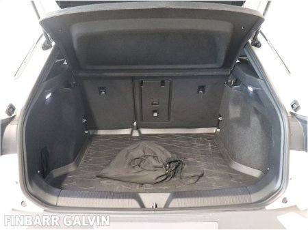 2023 Volkswagen ID.4 LIFE DX 77kWh 174HP €29,950 thumbnail