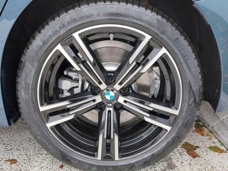 2025 BMW 3 Series - thumbnail 14