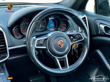 2017 Porsche Cayenne - thumbnail 25