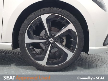 2023 SEAT Ibiza FR 1.0TSI 95hp €22,495 thumbnail