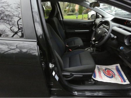 2018 Toyota Aqua 1.5 AUTO HYBRID KEYLESS GO €11,750 thumbnail