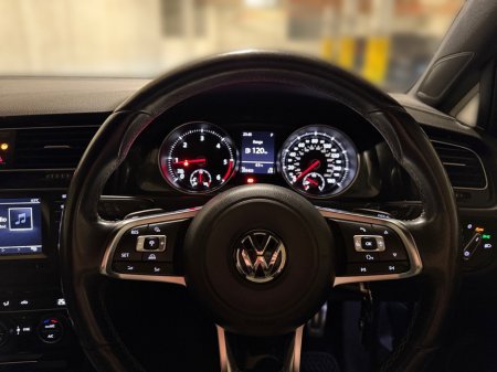 2014 Volkswagen Golf - thumbnail 10