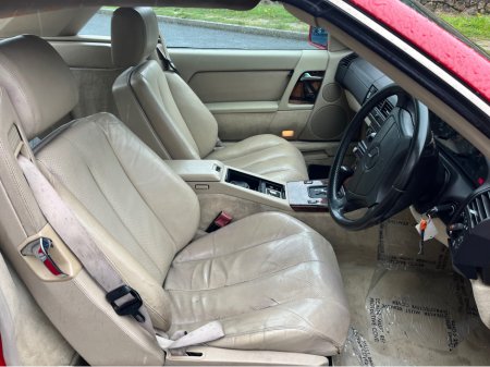 1993 Mercedes-Benz 300 24V 2DR A €14,950 thumbnail