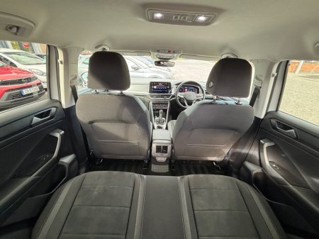 2023 Volkswagen T-Roc - thumbnail 19