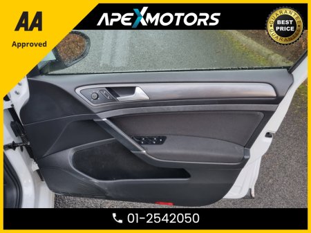 2017 Volkswagen Golf FINANCE ARRANGED * 1.0 SE NAV 110PS 5DR * NEW NCT JAN-28 * LOW LOW MILES  * IMMACULATE * 6-STAMPS SERVICE HISTORY * AA APPROVED * 101 SAFETY CHECKLIST * MANUAL * COLOUR REVERSE CAMERA * TOP-SPEC €17,949 thumbnail