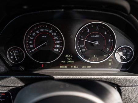 2014 BMW 3 Series - thumbnail 23