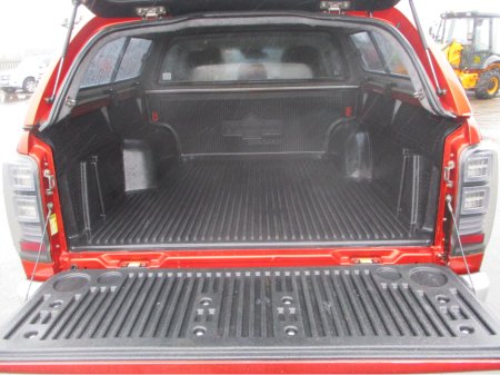 2021 Mitsubishi L200 2.3 DID BARBARIAN €26,829 thumbnail