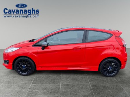 2016 Ford Fiesta - thumbnail 2