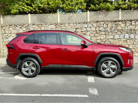 2020 Toyota Rav4 - photo 4