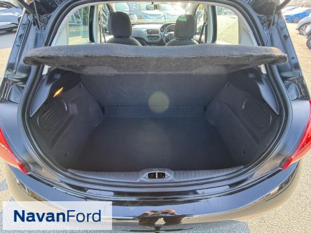 2016 Peugeot 208 - thumbnail 15