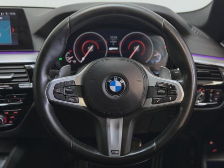 2018 BMW 5 Series - thumbnail 12