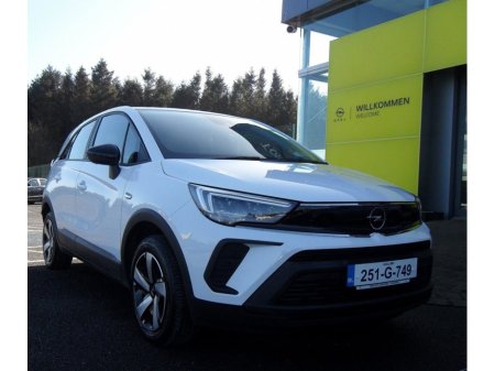 2025 Opel Crossland - view 2