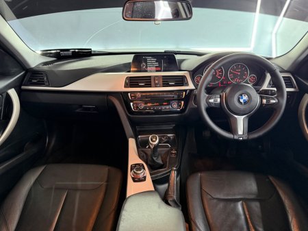 2016 BMW 3 Series - thumbnail 22