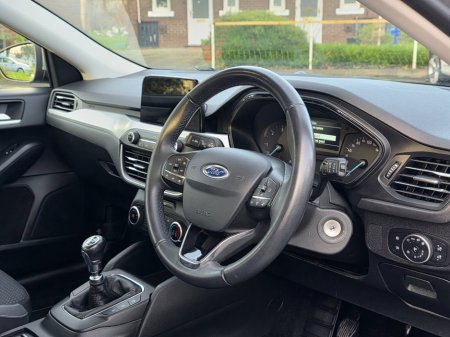 2018 Ford Focus 1.5 TDCi 120PS Zetec €14,990 thumbnail