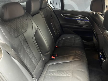 2016 BMW 7 Series - thumbnail 20