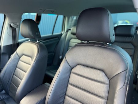 2019 Volkswagen Golf HIGHLINE PRO - 2.0L DIESEL - AUTO - 12M WARRANTY - CAR: 1600 €21,950 thumbnail