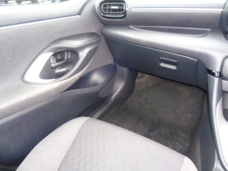 2022 Toyota Yaris - thumbnail 10