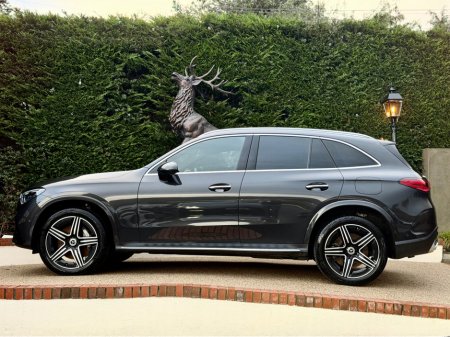 2025 Mercedes-Benz GLC Class 300 AMG LN PREMIUM DE 4MATIC LINE €77,950 thumbnail