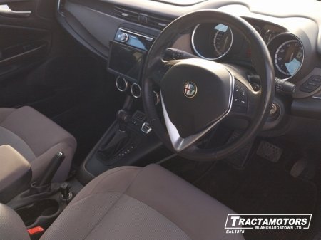 2015 Alfa Romeo Giulietta SUPER 1.4 AUTOMATIC €10,999 thumbnail