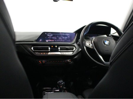 2021 BMW 1 Series - thumbnail 34