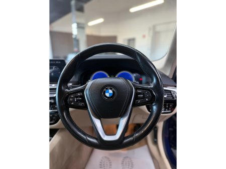 2017 BMW 5 Series - thumbnail 7