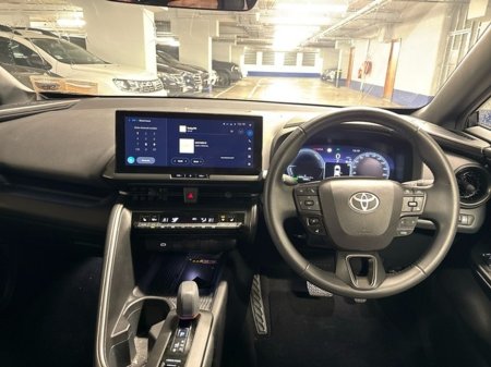 2024 Toyota C-HR NEW MODEL HYBRID SPORT + // PANORAMIC ROOF // APPLE CARPLAY/ANDROID AUTO // FULL WARRANTY €38,945 thumbnail