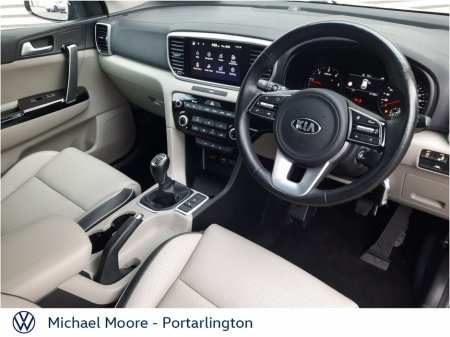 2015 Toyota Yaris - thumbnail 8