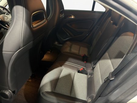 2019 Mercedes-Benz CLA Class  thumbnail