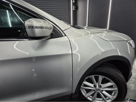 2015 Nissan Qashqai - thumbnail 5