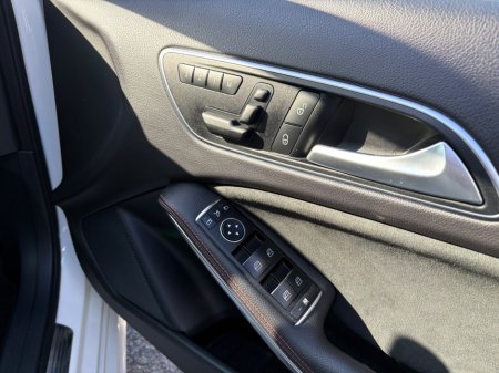 2015 Mercedes-Benz A Class - thumbnail 11