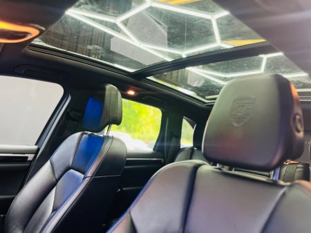 2018 Porsche Cayenne - thumbnail 17