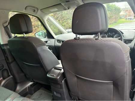 2016 Opel Zafira TOURER SE 1.6 CDTI 136PS 5DR €8,950 thumbnail