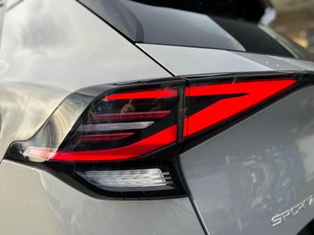 2024 Kia Sportage HEV Anniversary Edition €39,995 thumbnail