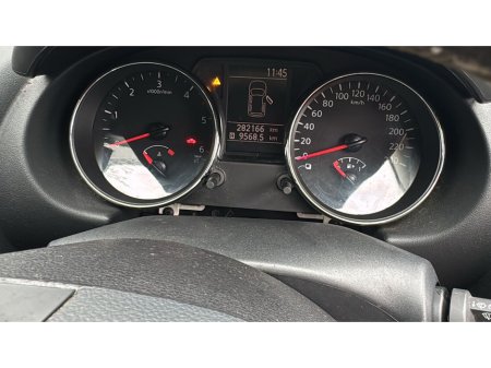 2012 Nissan Qashqai - thumbnail 3