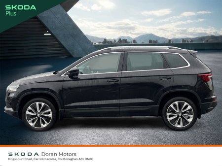 2023 Skoda Karoq STYLE 2.0 TDI 115HP DSG 5 5DR €35,900 thumbnail