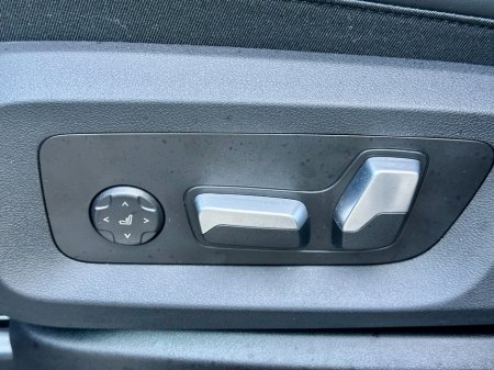 2026 BMW X5 - thumbnail 8