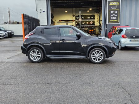 2017 Nissan Juke 1.2 SV E6 4DR €8,950 thumbnail