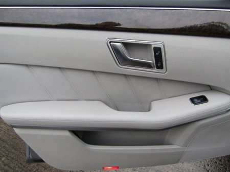 2013 Mercedes-Benz E Class E 200 CDI BE ECO 4DR Auto. LOW KLMS. €12,950 thumbnail