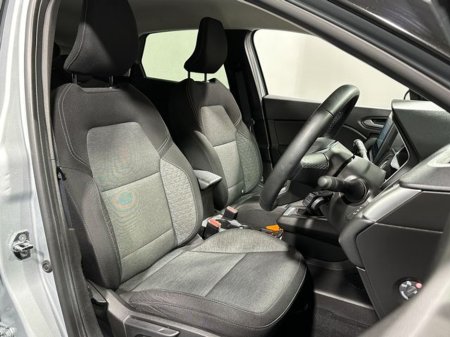 2022 Renault Captur Iconic Edition 1.0 Petrol 222 €20,750 thumbnail