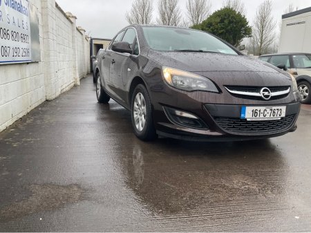 2016 Opel Astra - thumbnail 2