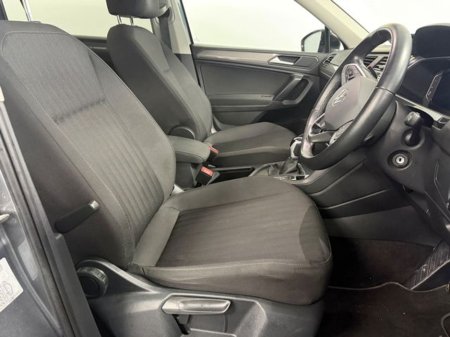 2023 Volkswagen Tiguan 7 Seats Life 2.0tdi D7F 150 5DR AUT €42,777 thumbnail